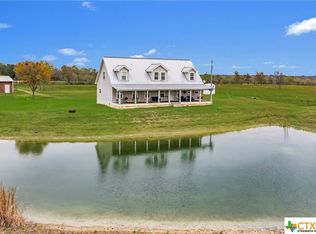 2810 Fm 1115, Flatonia, TX 78941