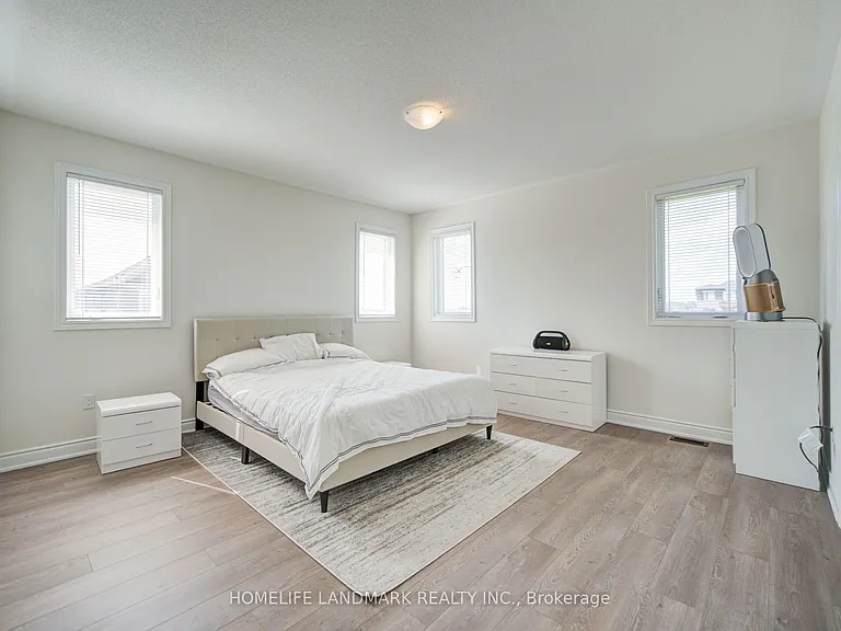 2151 Binbrook Dr — Photo 28