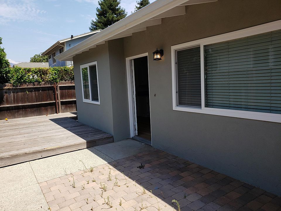 1st image of 1208 Mercedes Ln #B