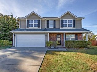 2004 Pearson Ln, La Vergne, TN 37086