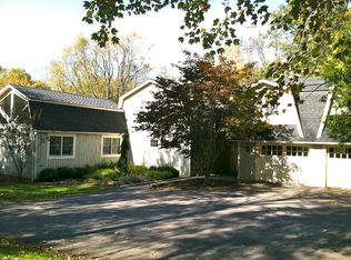 6 Hoyt Rd, Pound Ridge, NY 10576