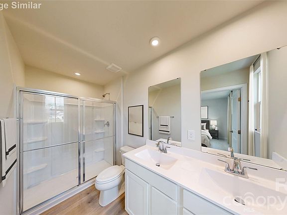 5th image of 11005 Rococo Ln