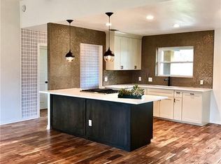 5408 Manor Rd, Austin, TX 78723