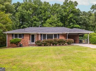 599 Creek View Dr, Lawrenceville, GA 30044