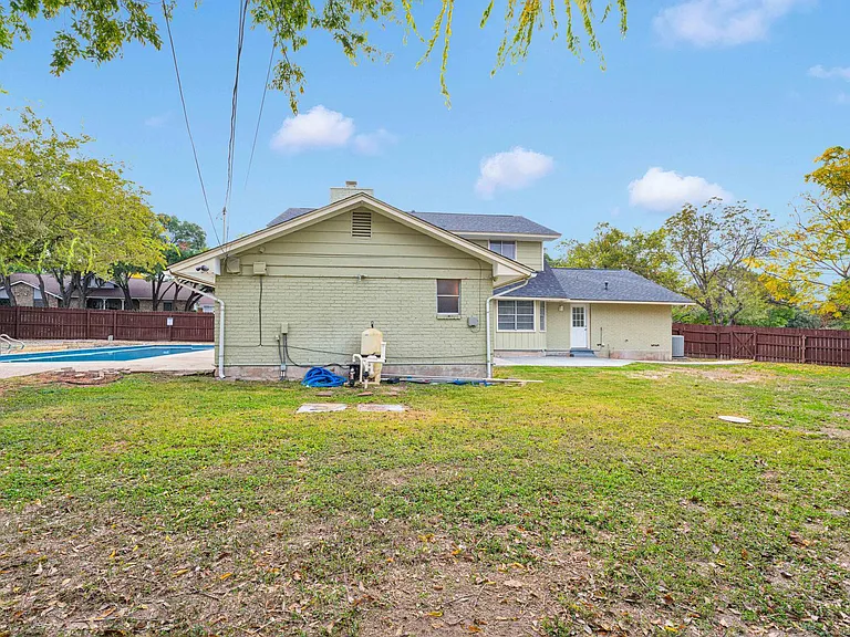 103 Shalimar Dr — Photo 30