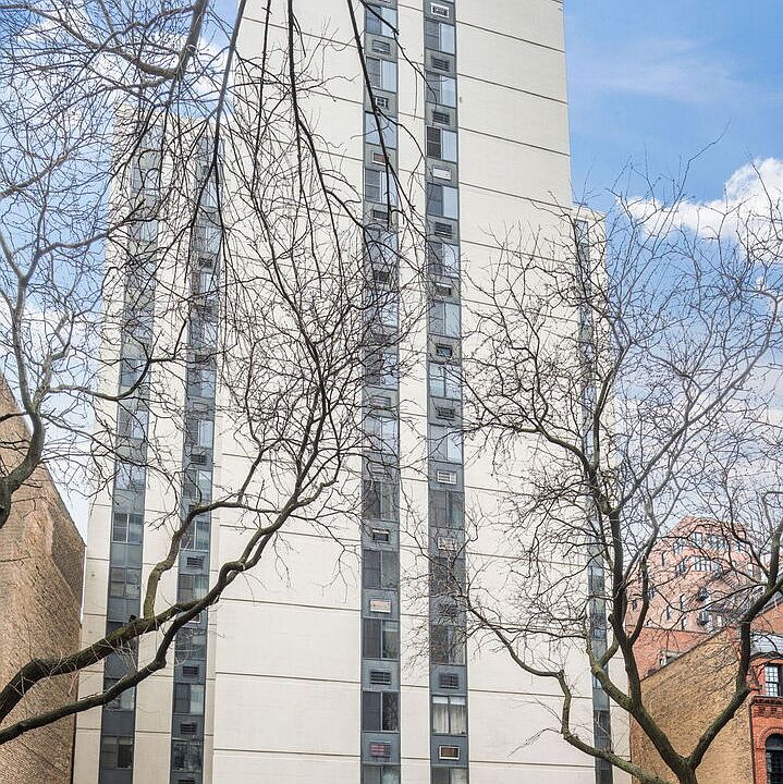 1st image of 1339 N Dearborn St APT 7D
