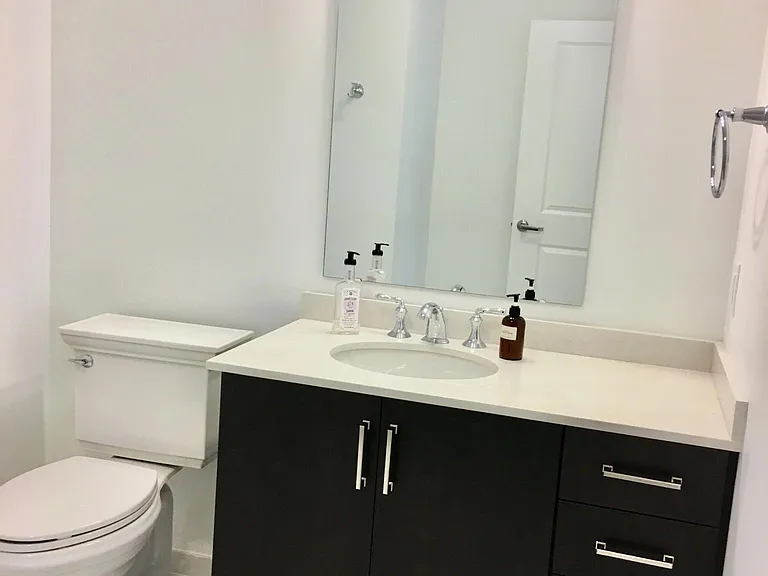 10 Byron Pl #304 — Photo 9