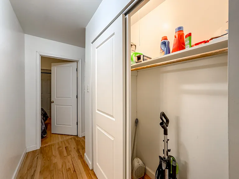 6711 N Sheridan Rd #S2 — Photo 13