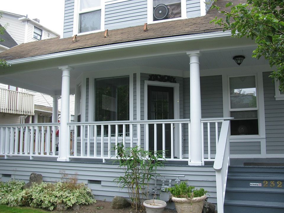 1st image of 2328 Hoyt Ave