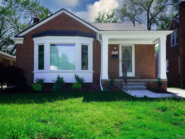 23610 Morton St, Oak Park, MI 48237