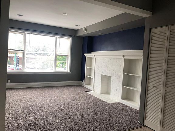 3rd image of 2455 N Milwaukee Ave #1F