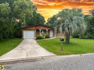4533 Jade Dr E, Jacksonville, FL 32210