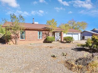 680 Baltic Ave SE, Rio Rancho, NM 87124