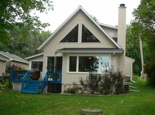 W9255 S Sunset Point Rd, Beaver Dam, WI 53916