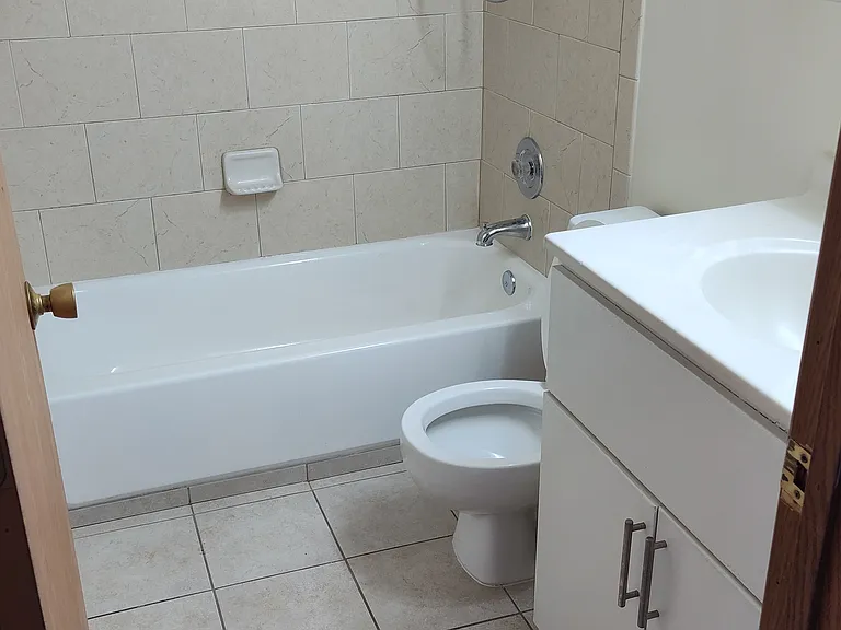 4282 Central Rd — Photo 4