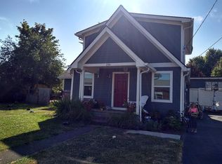 236 S 16th St, Philomath, OR