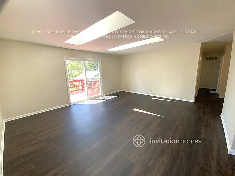 189 N Pinecrest Rd — Photo 4