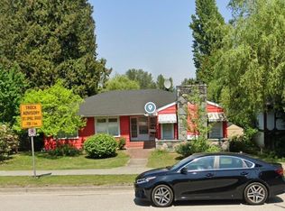 2214 Saint Johns St, Pt Moody, BC V3H2A7