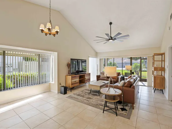 5370 Myrtle Wood, Sarasota, FL