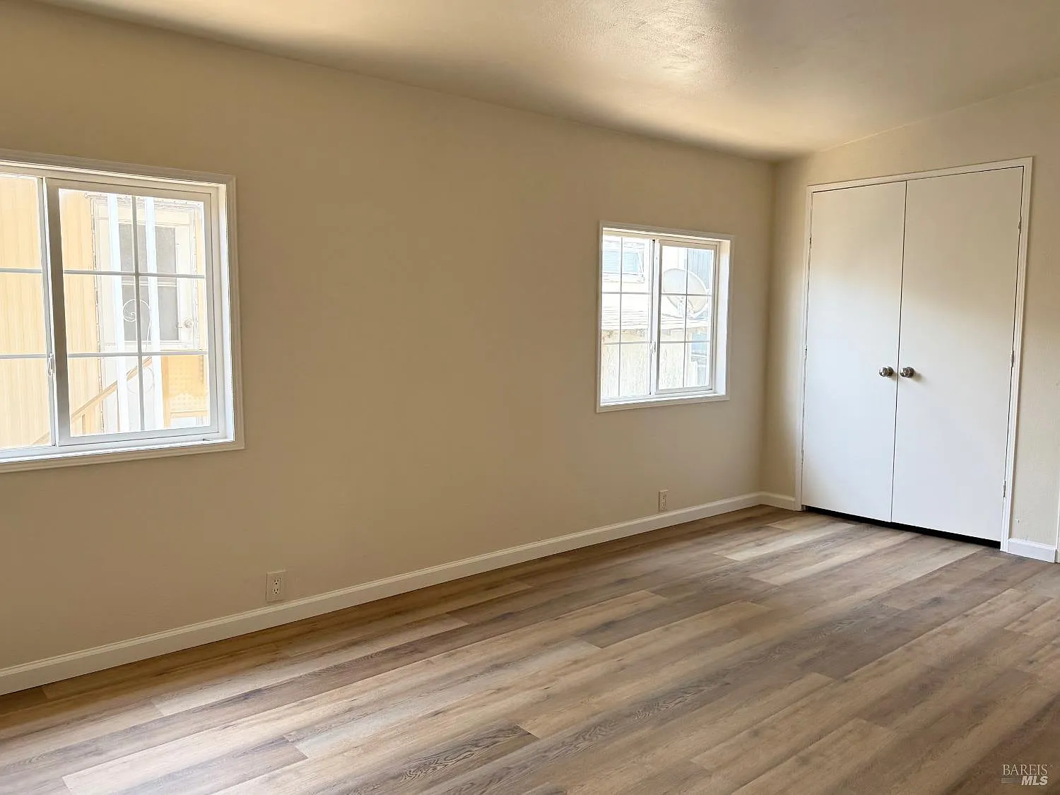 220 Pear Lane - Photo 11