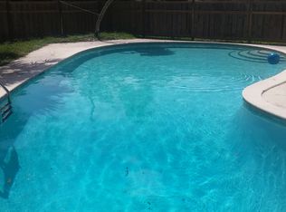 8115 Robin Rd, Seminole, FL 33777