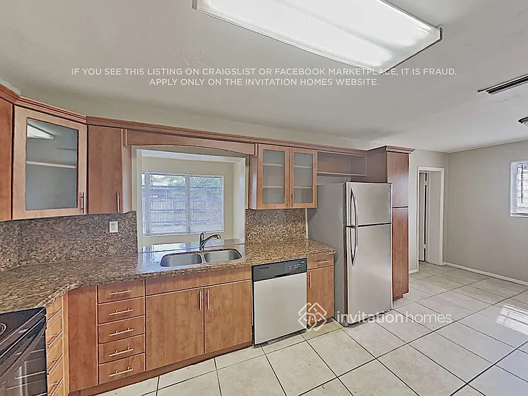 7936 Miramar Pkwy — Photo 7