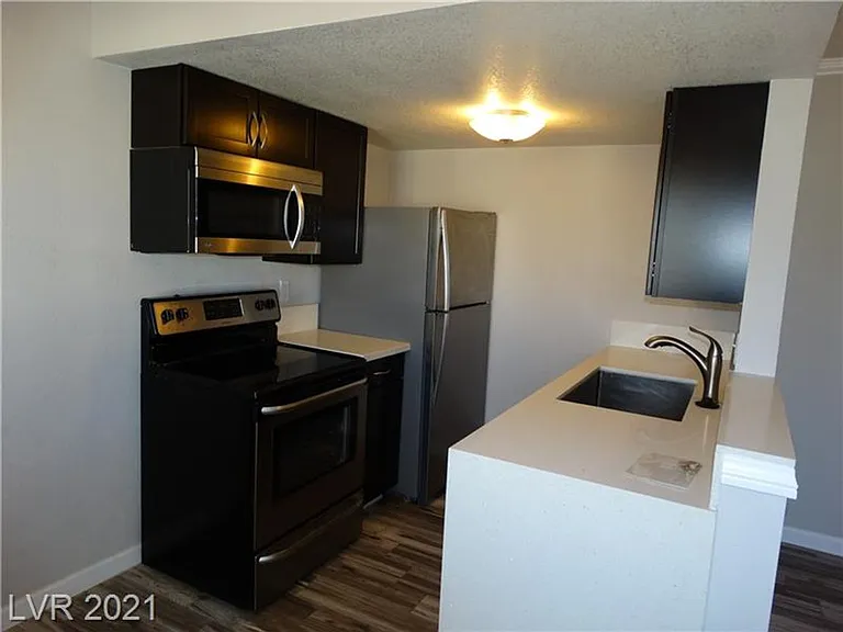 1111 S Casino Center Blvd — Photo 8