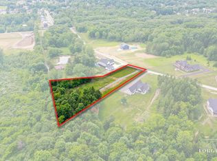 1970 Blazing Trl, Bellefontaine, OH 43311