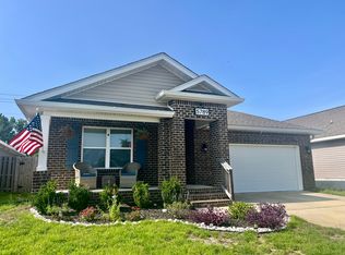 5789 Guinevere Ln, Milton, FL 32583