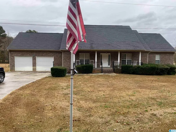 7658 Happy Hollow Rd, Trussville, AL 35173