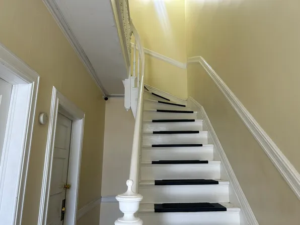 536 44th Street image 18 of 19