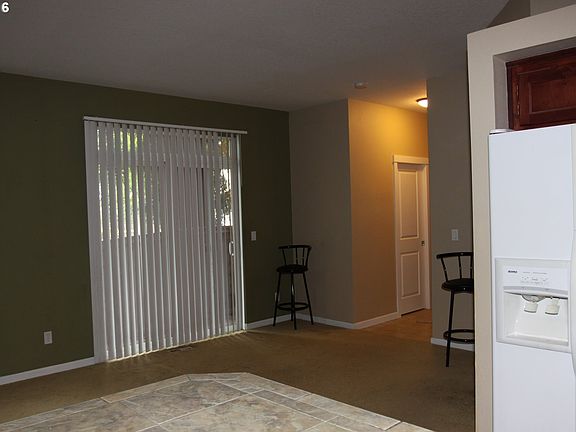 3rd image of 7149 SE Sterling Ln