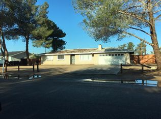 13266 Algonquin Rd, Apple Valley, CA 92308