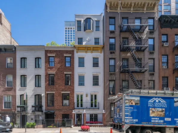 245 East 52nd Street image 1 of 9