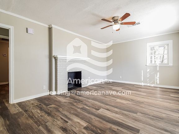 1536111_004_wm_-_living_room_13511349.jpg