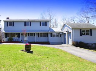 6 Prospect Dr, Brookfield, CT 06804