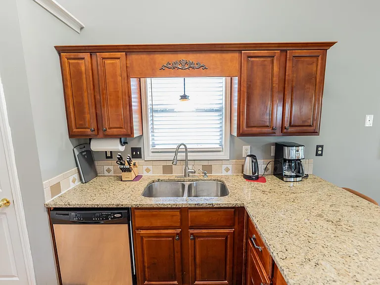 4589 Brook Farms Dr — Photo 13