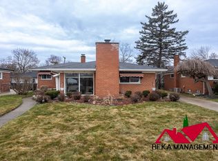 14135 Arcola St, Livonia, MI 48154