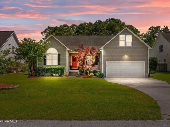 134 Leeward Lane, Hampstead, NC 28443