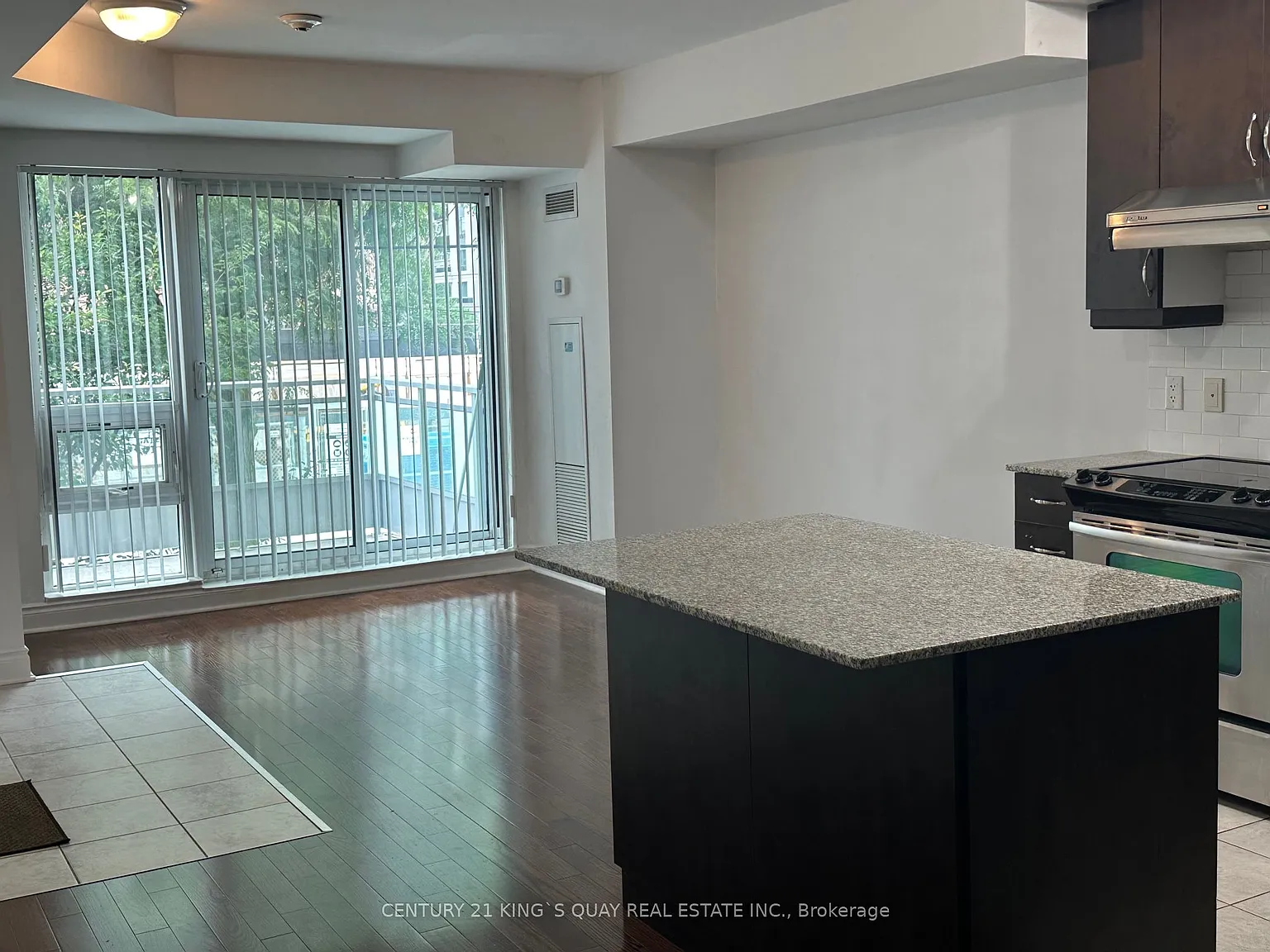 2 bed, $2,700 — Photo 4