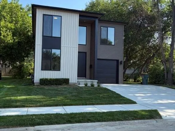 1335 E Cambourne St, Ferndale, MI 48220