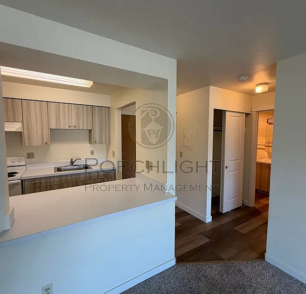 112 Blair Dr #9 — Photo 3