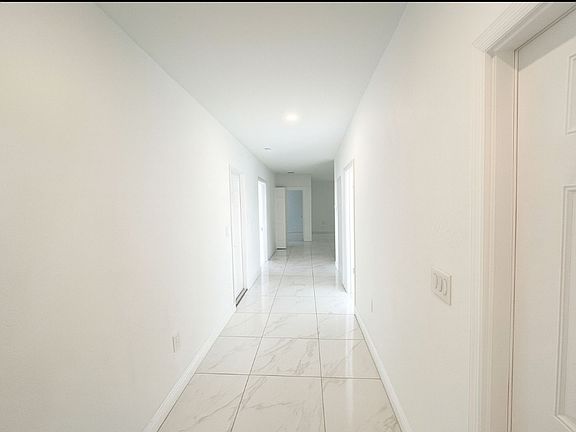3rd image of 352 Justice Ave
