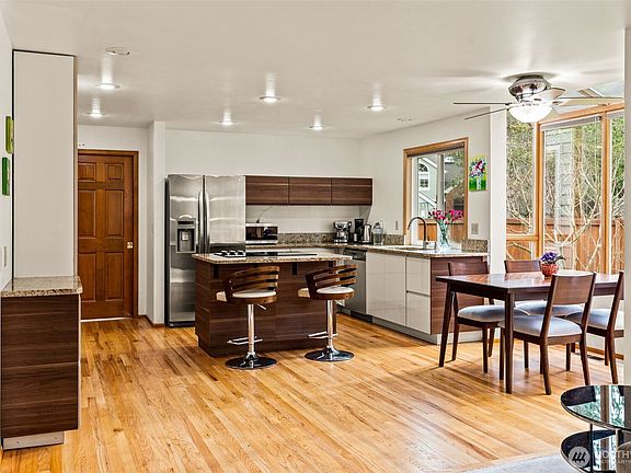 5th image of 23431 NE 23rd Street