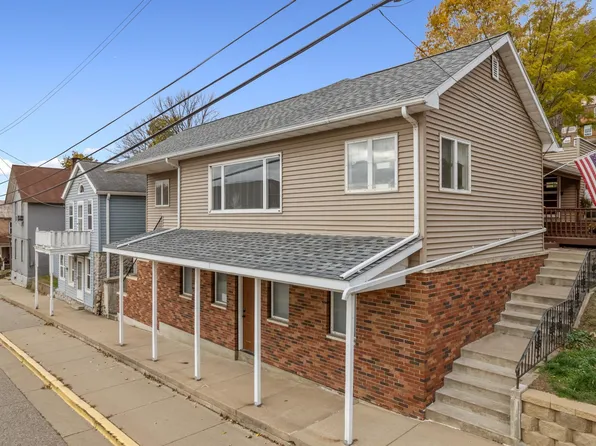 63 North St, Fountain City, WI 54629