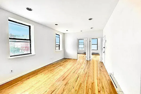 Rented by Metropolitan Property Group | media 29