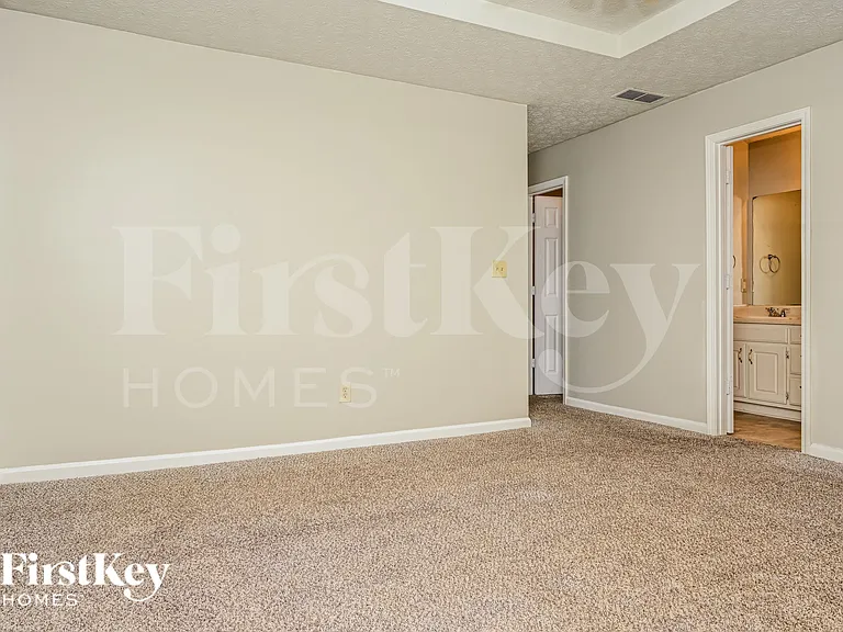 1411 Windy Hill Ct SE — Photo 7