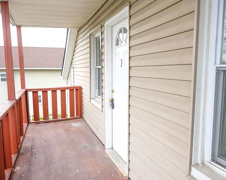 334 Ann St — Photo 23