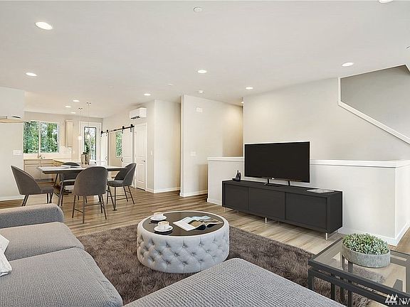 5th image of 13421 C4 Admiralty Way