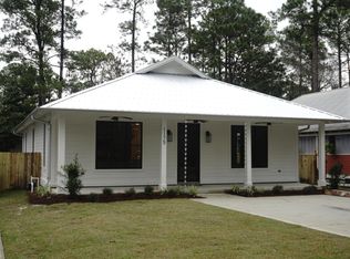 1175 E Point Washington Rd, Pt Washington, FL 32459